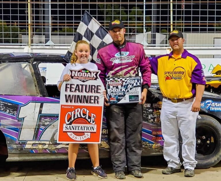 Austin Daae wrapped up the 2019 season at the Nodak Speedway with 3 straight feature wins!