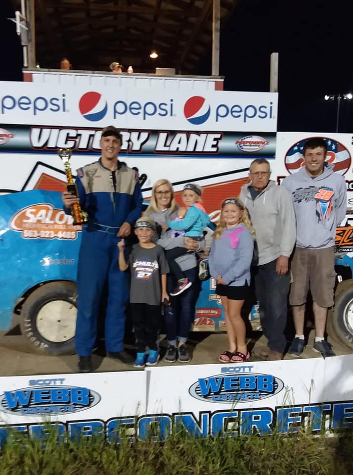 Mark Schulte Racing ending the Independence Motor Speedway’s season with another trip to victory lane and the title of Modified Track champion!