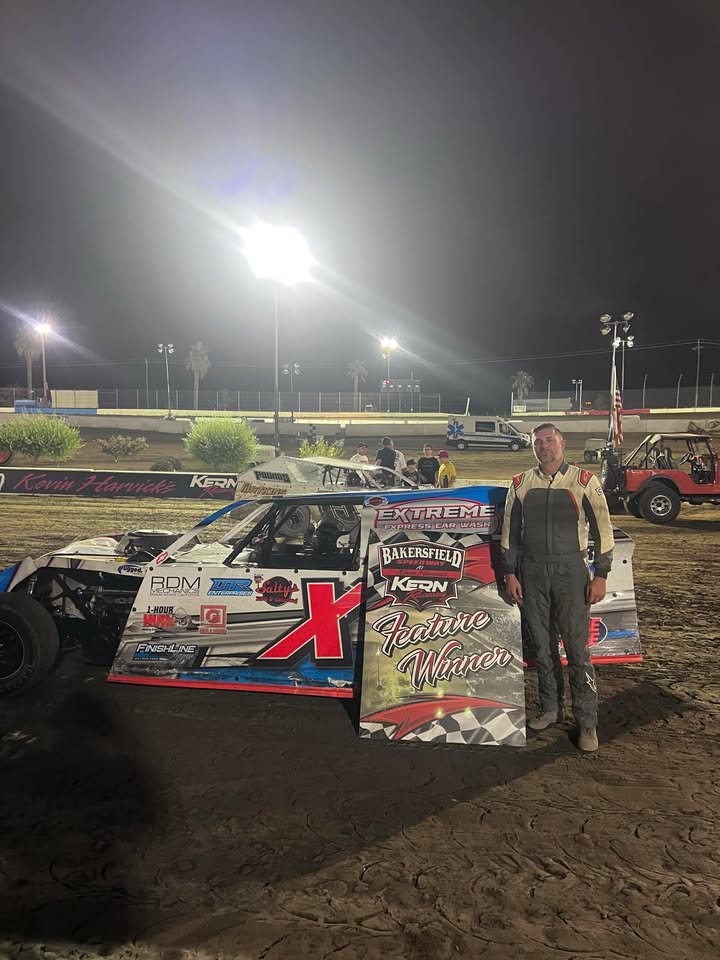 Robby Sawyer Scores Third IMCA Modified Win for Team Harris at Bakersfield Speedway! 🏁