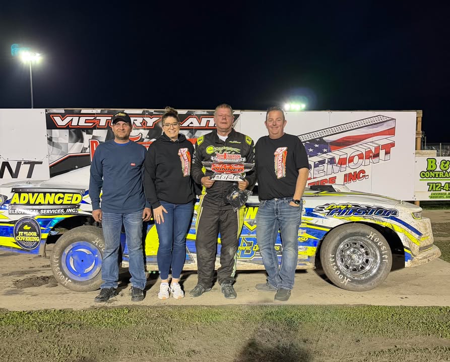 Dan Mackenthun did it again, picking up another Victory at Park Jefferson Speedway in his Terminator Stock Car! ππ₯