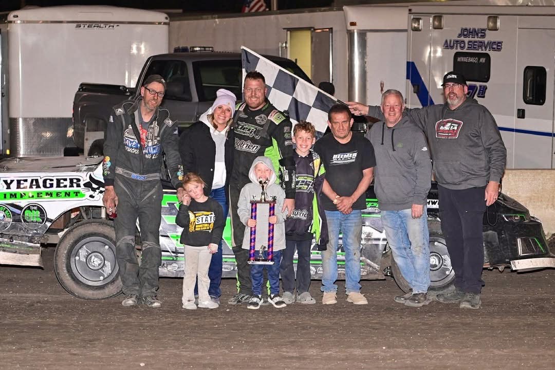 Derek Green powered his way to the top spot at the @Hamilton County Speedway, picking up the win in his Terminator Stock Car!