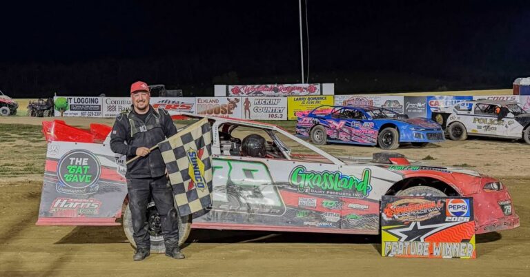 Some victories mean a little more than others. ❤️🏁