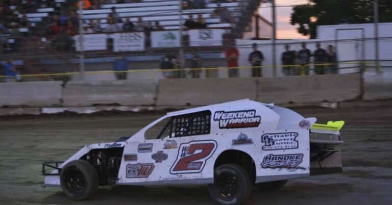 Jayden Alvarado doubled up at El Paso County Raceway! 🔥🏁