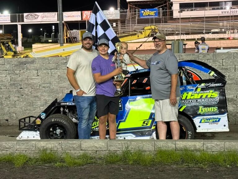 “The Rookie” is officially a FEATURE WINNER! 🏁🔥