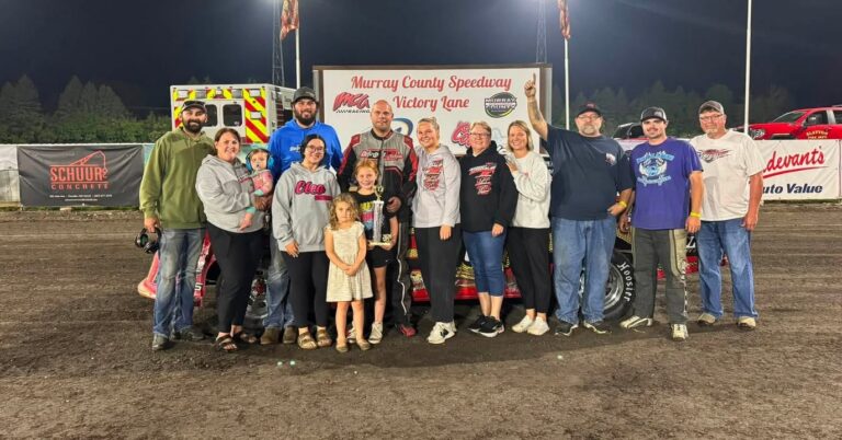 A Terminator 1–2 to close out the season at Murray County! 🏁🔥